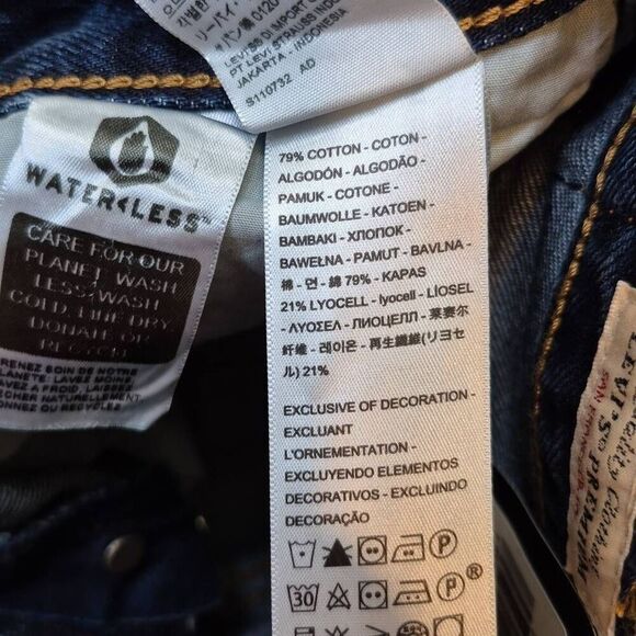 Levi's Premium Ribcage Straight Ankle Jeans Size 25 - Picture 7 of 10